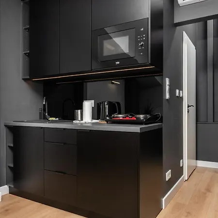 Smart - Old Town & Main Train Station - By Upstairs Apartamento