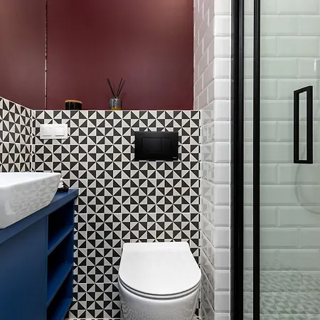 Smart - Old Town & Main Train Station - By Upstairs * Cracóvia