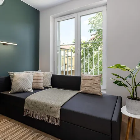 Smart - Old Town & Main Train Station - By Upstairs Apartamento *