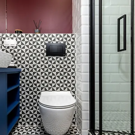 Smart - Old Town & Main Train Station - By Upstairs * Kraków